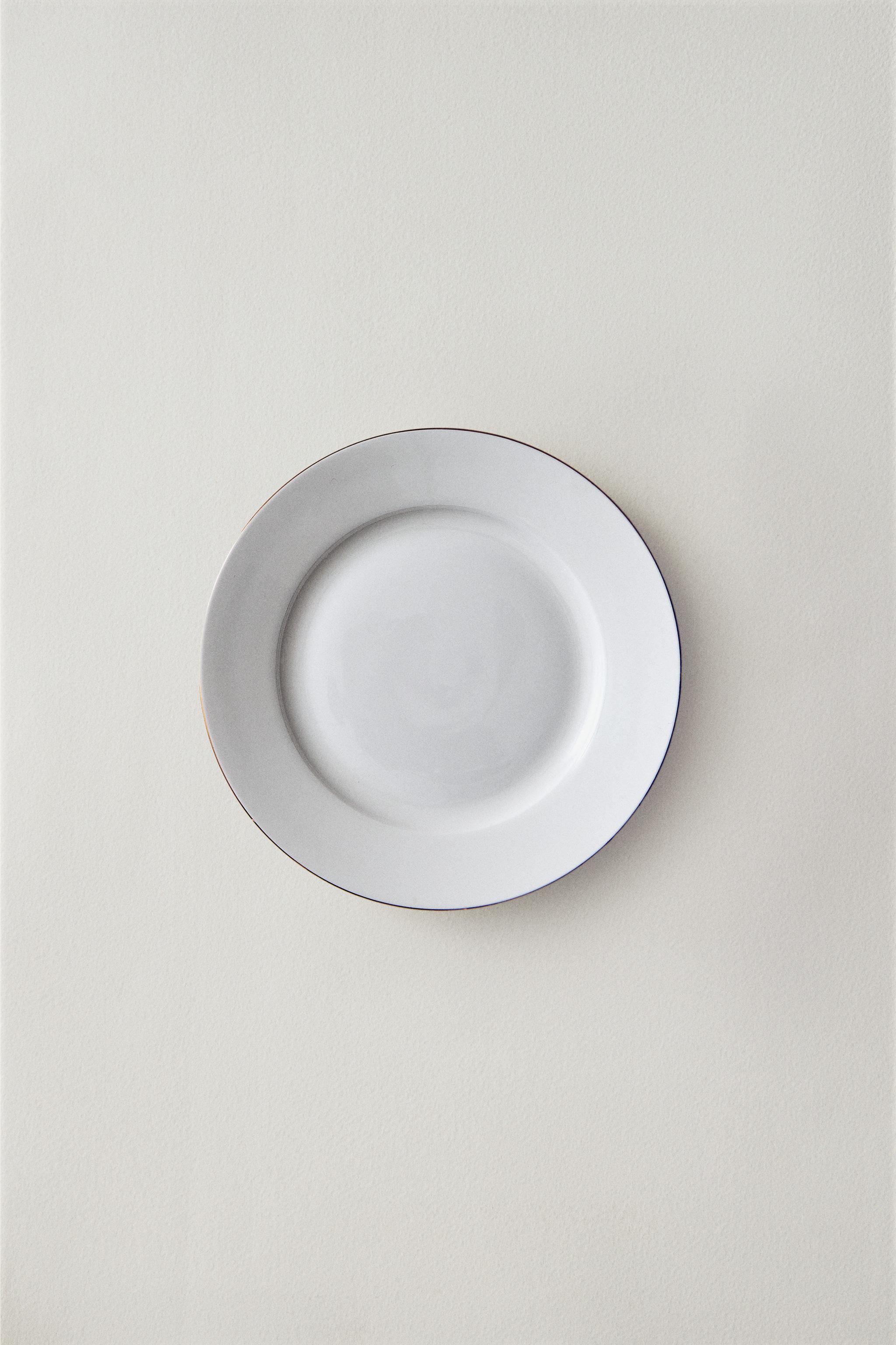 ASSIETTE À PAIN PORCELAINE BONE CHINA BORD